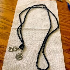 Retired N1467 Silpada onyx and Sterling silver lariat necklace